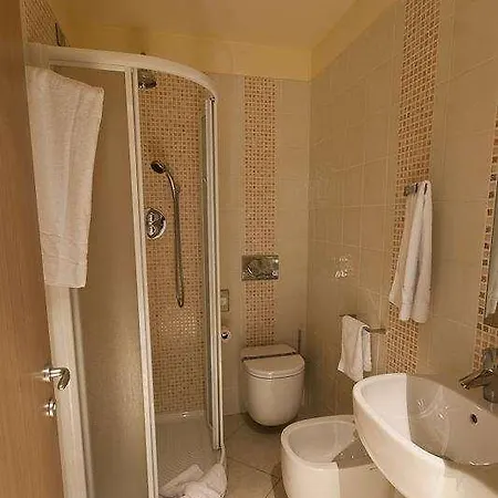 Sant'alphio Palace Hotel 4*