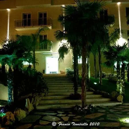 Sant'alphio Palace Hotel