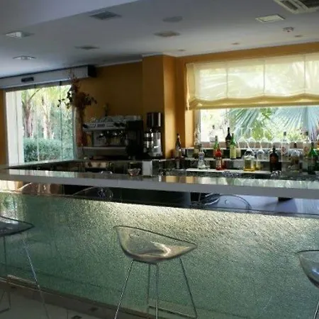 Sant'alphio Palace 호텔 렌티니