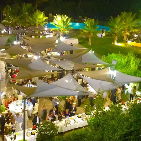 Sant'alphio Palace 호텔 렌티니