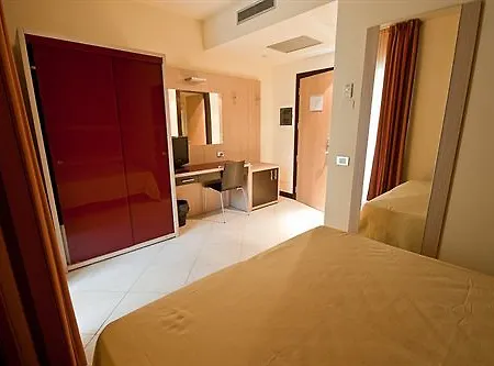 Hotel Sant'alphio Palace