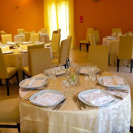 Sant'alphio Palace Hotel 4*