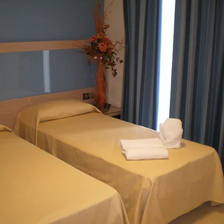 Sant'alphio Palace 4*