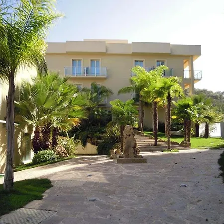 Sant'alphio Palace מלון