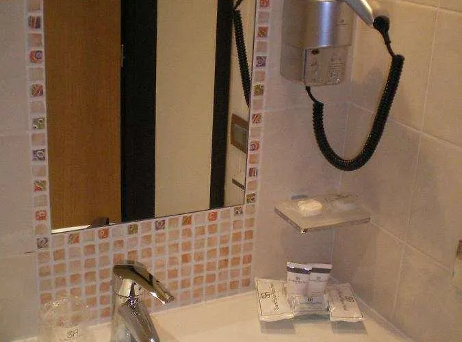 Sant'alphio Palace Hotel 4*
